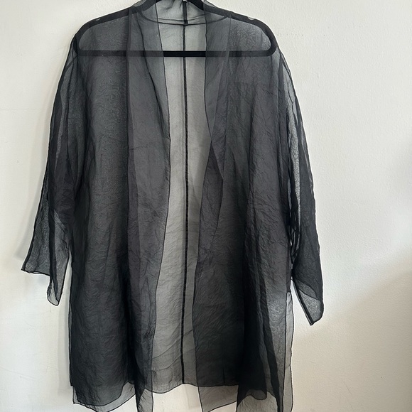 Chiffon non branded cardigan. Open and cool. One size. - Picture 3 of 5